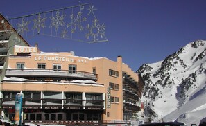 Mặt tiền nơi lưu trú