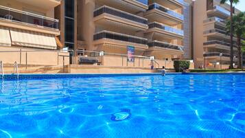 Piscina externa