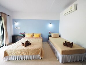 Desk, free WiFi - Green Garden Resort (Ko Lanta)