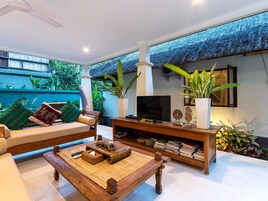 Smart TV 32 pulgadas con canales de televisión por cable