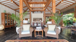 Villa | Living room | LED TV, DVD player