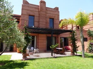 Villa | Terrace/patio