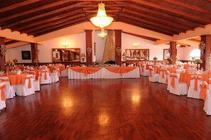 Banquet hall - Hotel Chimborazo Internacional (Riobamba)