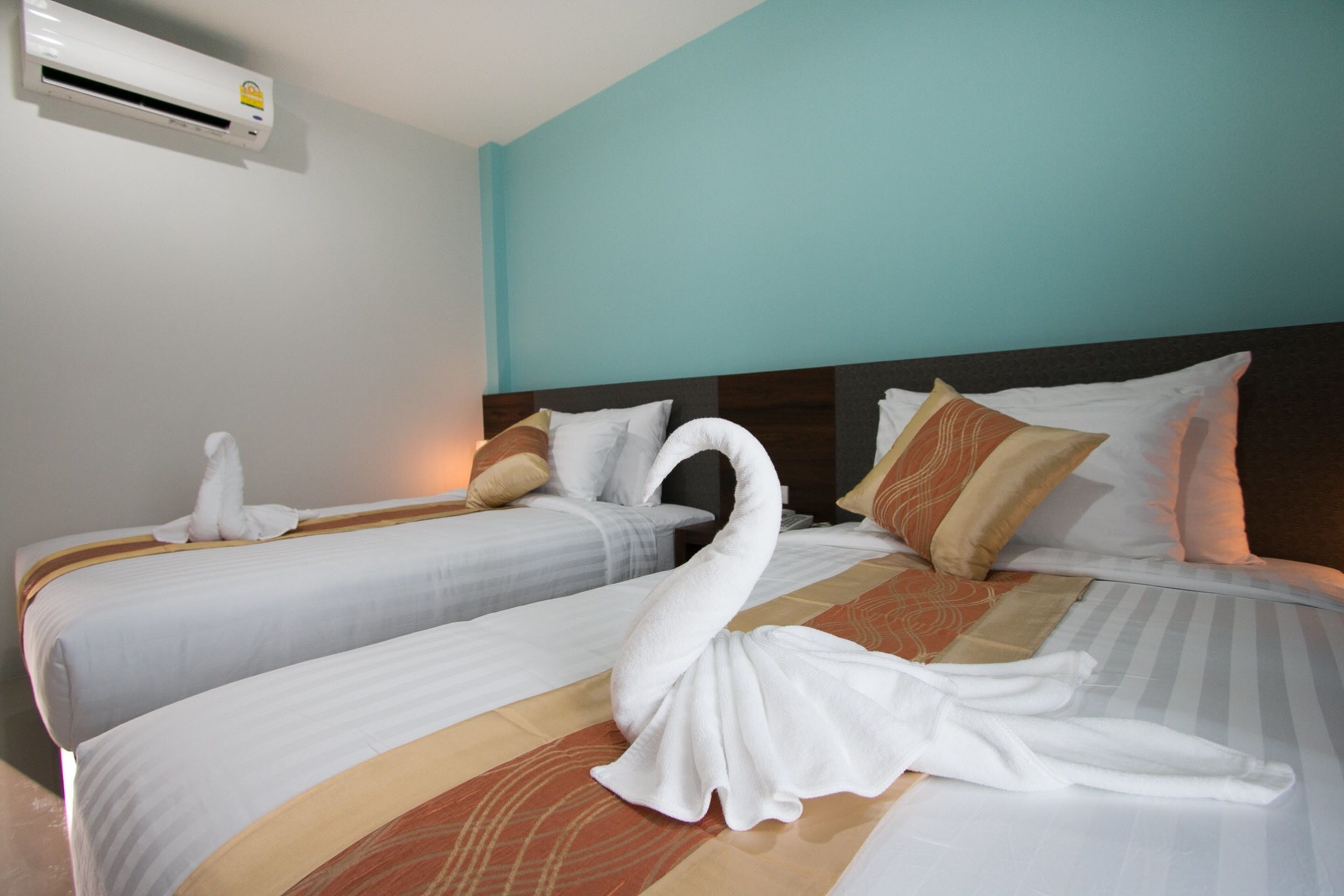 superior twin room | in-room safe, blackout curtains, free wifi, bed sheets