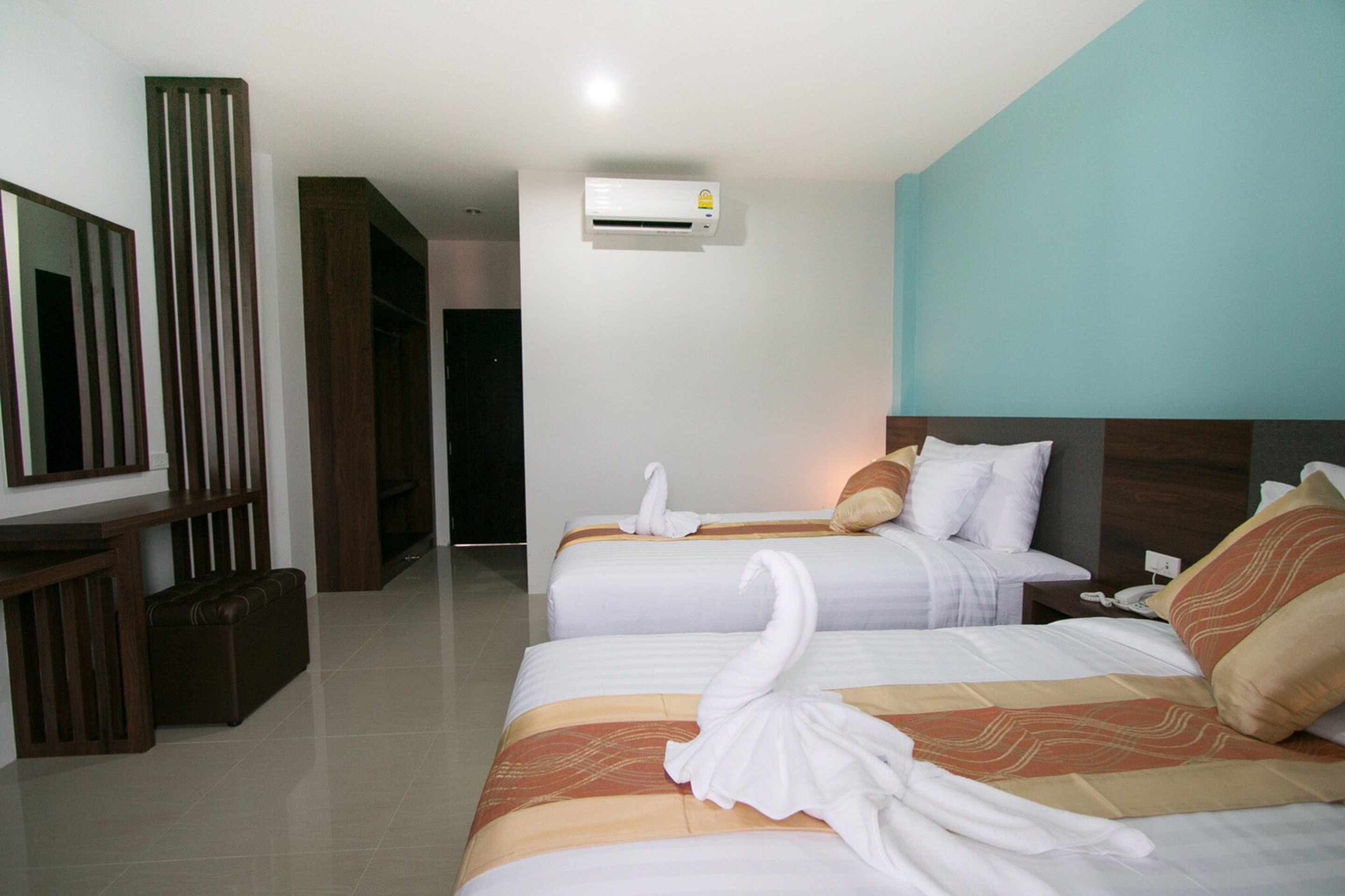 superior twin room | in-room safe, blackout curtains, free wifi, bed sheets
