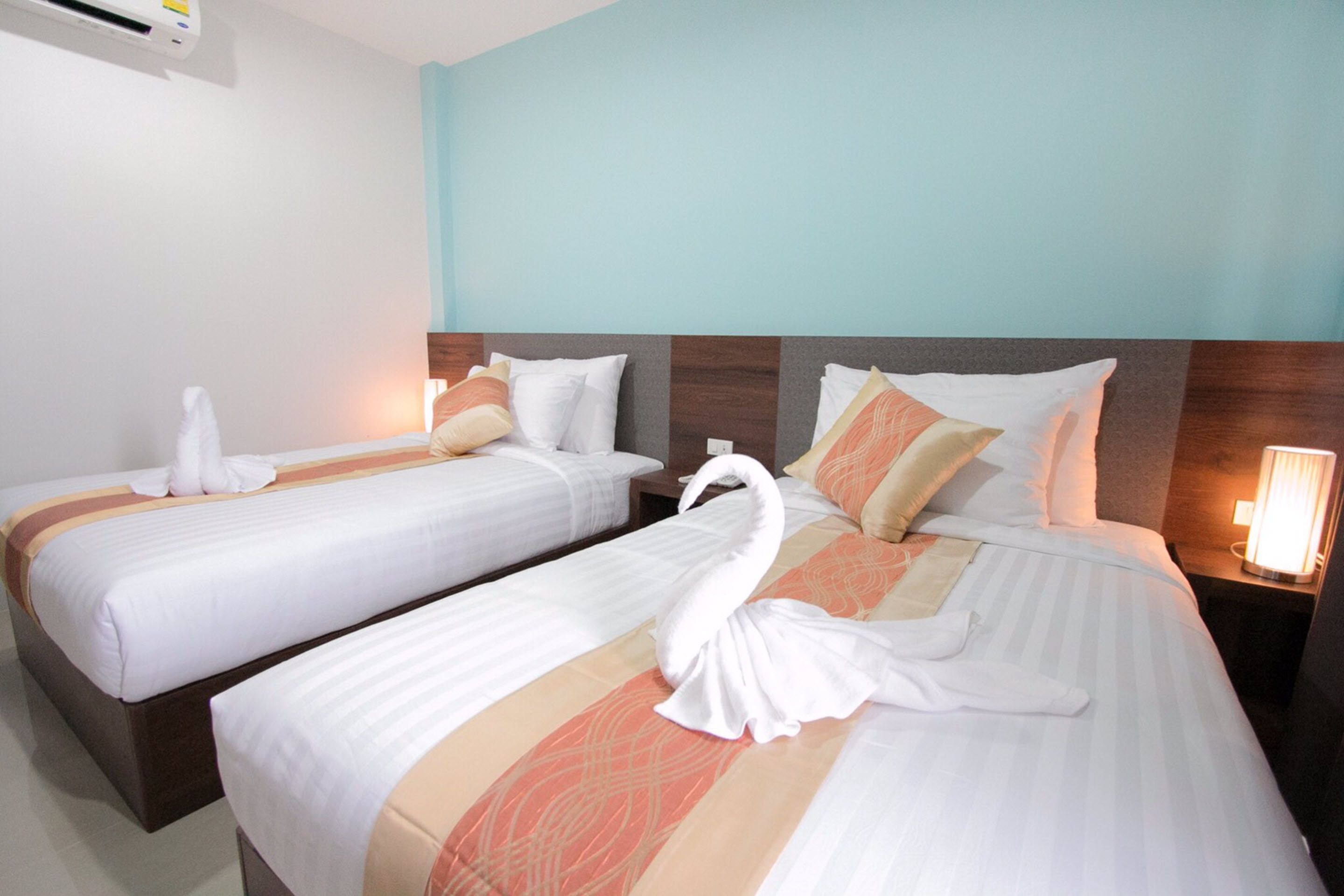 superior twin room | in-room safe, blackout curtains, free wifi, bed sheets