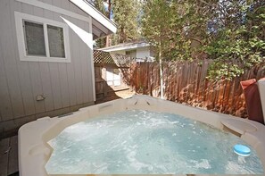 Hus - 3 sovrum | Bubbelpool utomhus