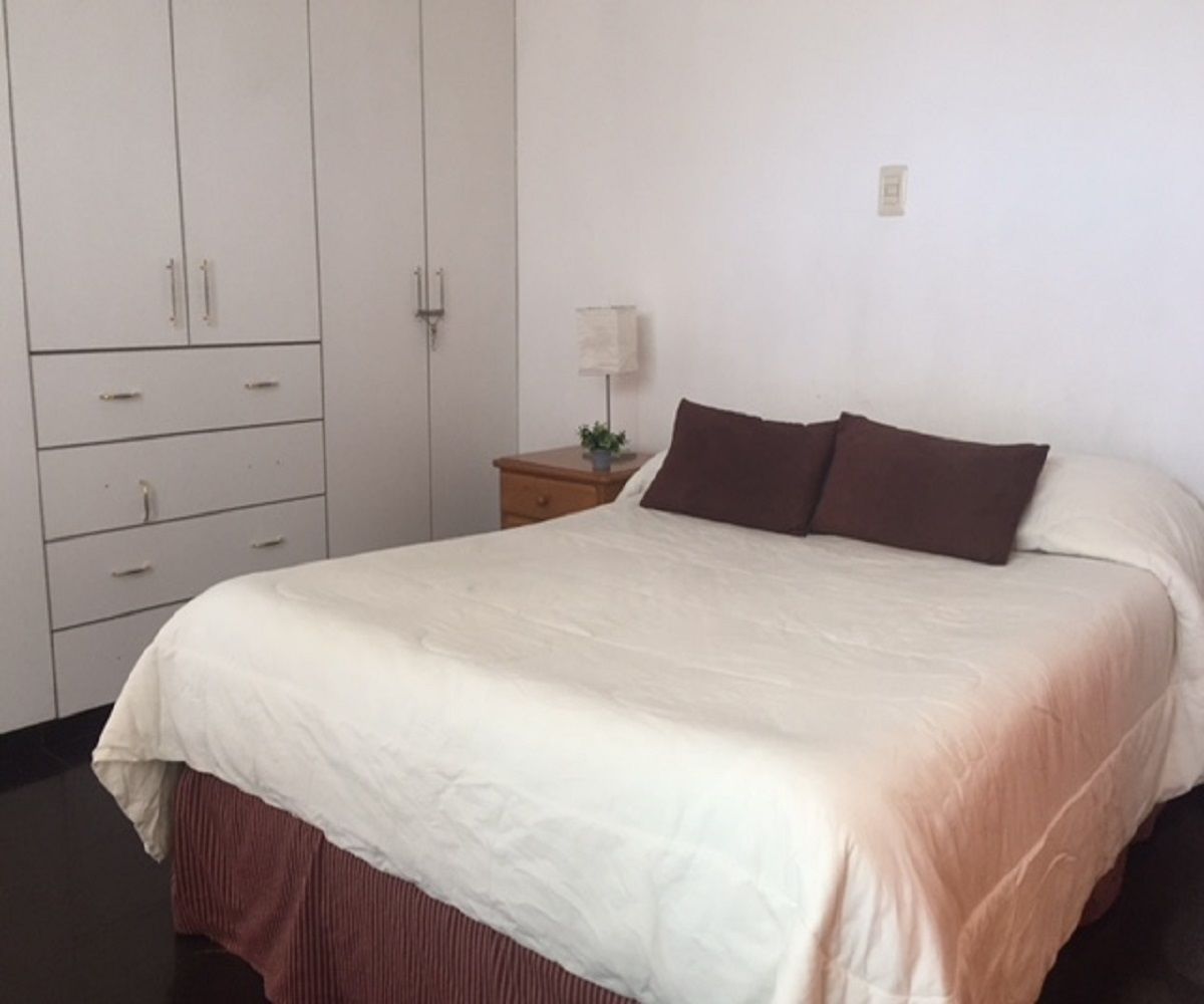 Habitación doble, 1 habitación, baño privado, vistas a la piscina | Decoración individual, mobiliario individual, wifi gratis y ropa de cama