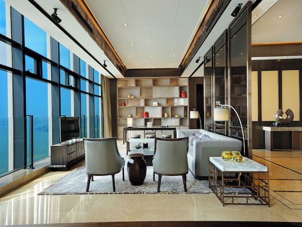 Minibar, in-room safe, desk, blackout drapes