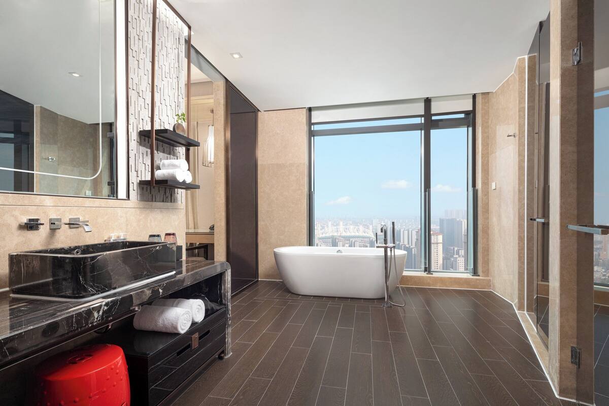 Minibar, in-room safe, desk, blackout drapes