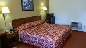 Escritorio, wifi gratis y ropa de cama