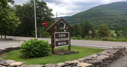 Cave Mountain Motel