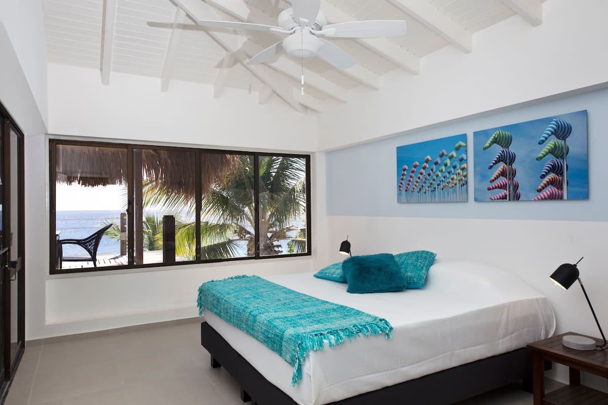 Premium Penthouse, 2 Bedrooms, Kitchen, Ocean View | Premium bedding, in-room safe, individually decorated