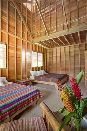 Familiesuite, 2 soverom, ikke-røyk, hageutsikt | Individuelt innredet og sengetøy