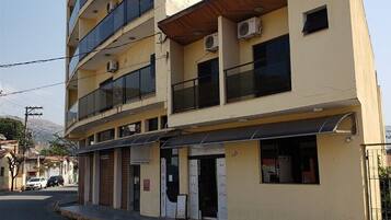 Fachada da propriedade