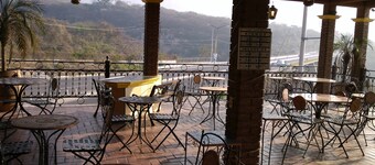 River Side Hotel