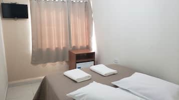 Cortinas blackout, tabla de planchar con plancha y wifi gratis