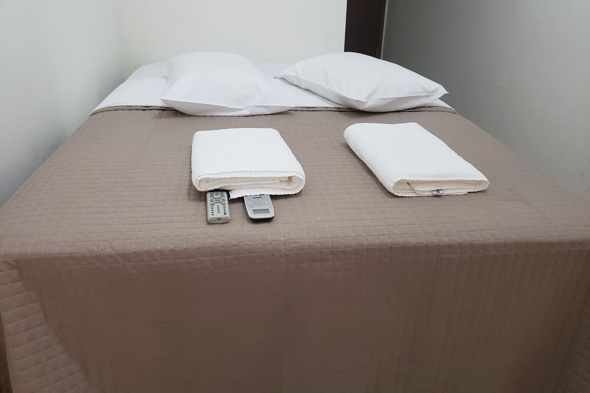 double room | blackout curtains, iron/ironing board, free wifi, bed sheets