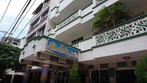 Front of property - Hotel el Delfin (Santa Marta)