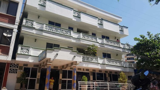 Front of property - Hotel el Delfin (Santa Marta)