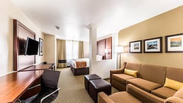 Suite, 1 kingsize bed met slaapbank, niet-roken | Luxe beddengoed, donzen dekbedden, pillowtop-bedden