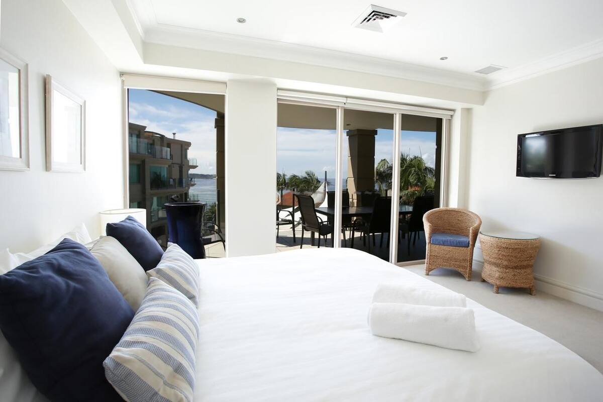 1 bedroom, premium bedding, iron/ironing board, rollaway beds