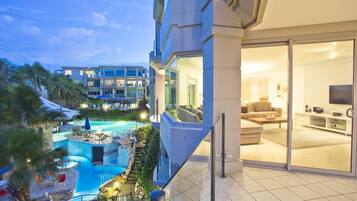 Luxury Apartment, 3 Bedrooms, Ocean View | View from room
