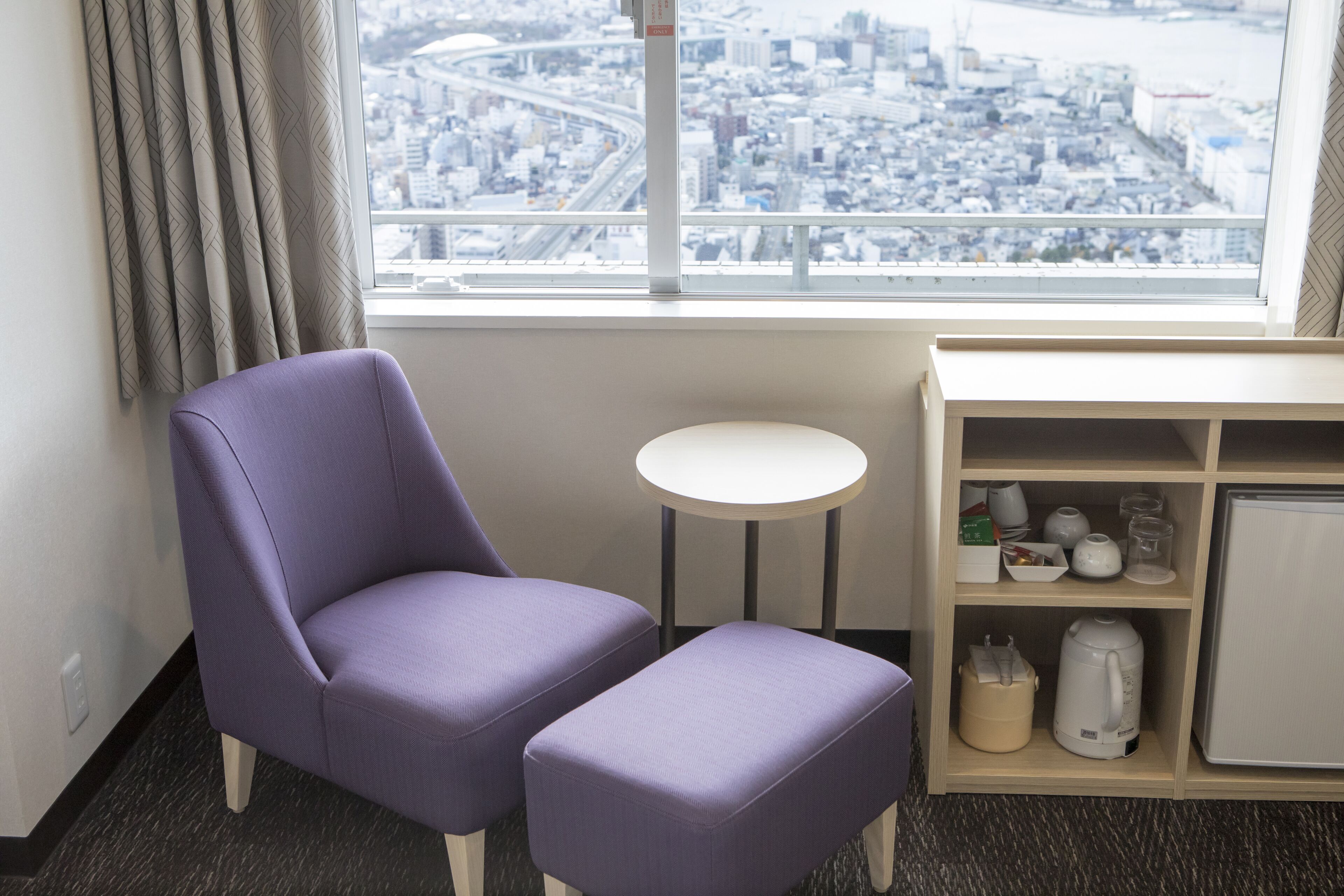 premium bedding, in-room safe, blackout curtains, soundproofing