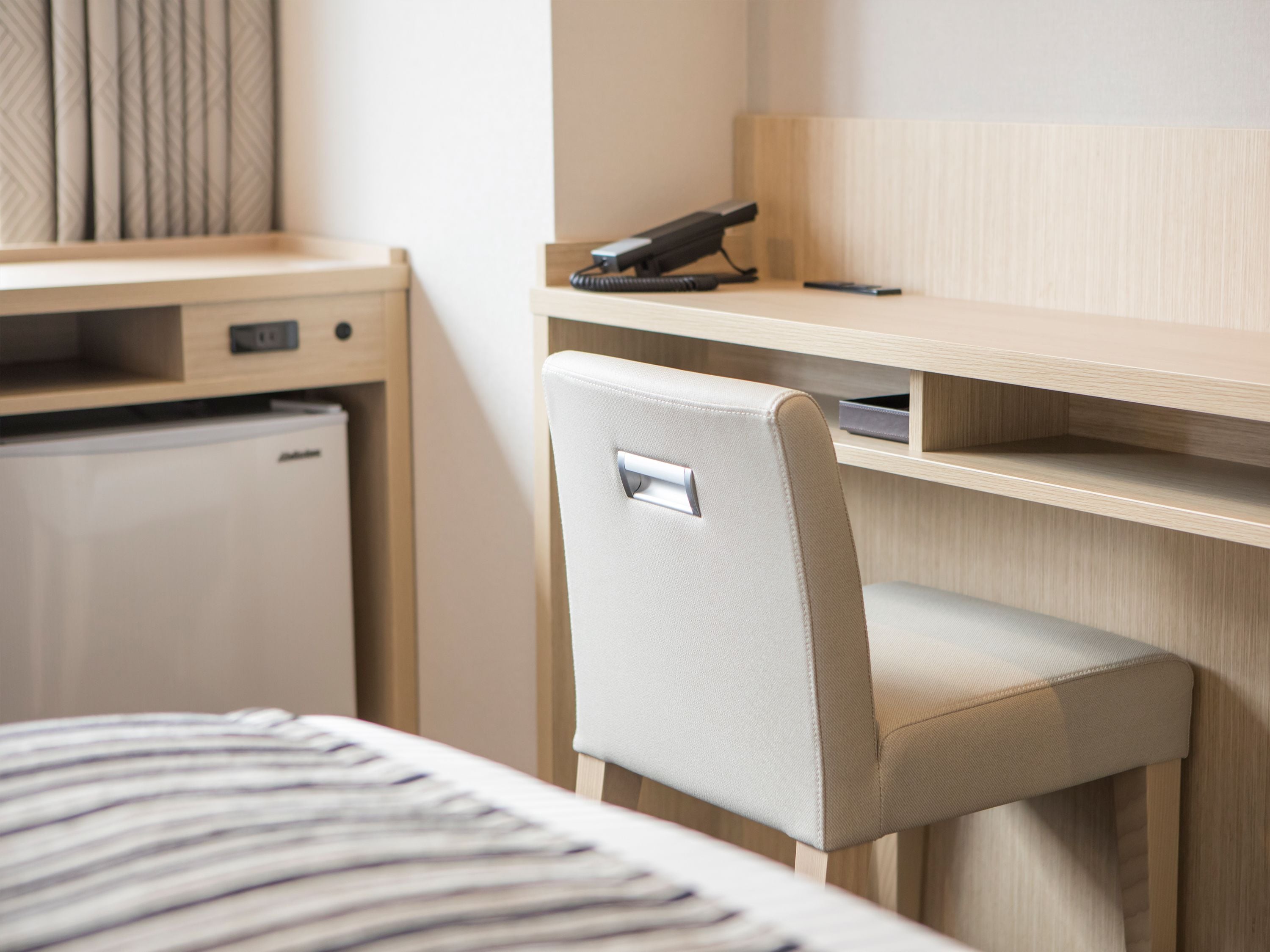 premium bedding, in-room safe, blackout curtains, soundproofing