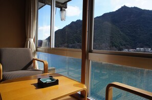 Traditional Room, River View | In-room safe, desk, free WiFi - Ushonoie Sugiyama (Gifu)