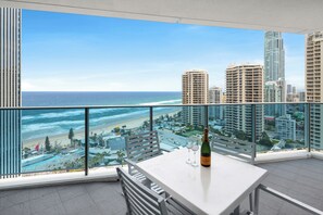 Appartement, 2 chambres, 2 salles de bains, vue sur l’océan (Level 18) | Vue sur la plage ou l’océan