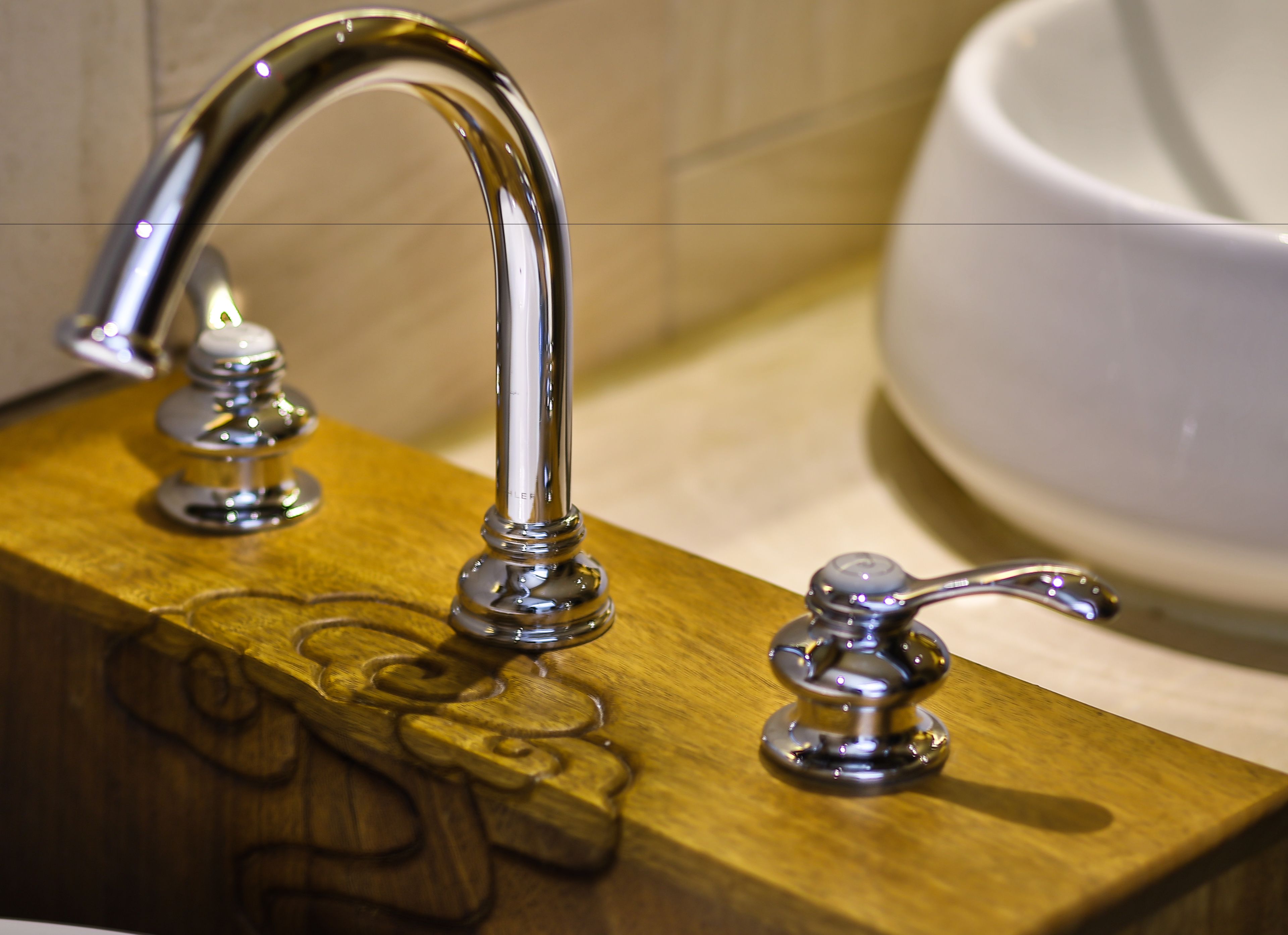 shower, free toiletries, hair dryer, slippers