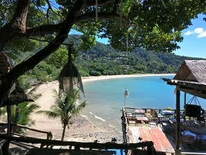 Breakfast, lunch, dinner served; international cuisine  - Lanta Marine Park View Resort (Ko Lanta)