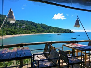 Breakfast, lunch and dinner served  - Lanta Marine Park View Resort (Ko Lanta)
