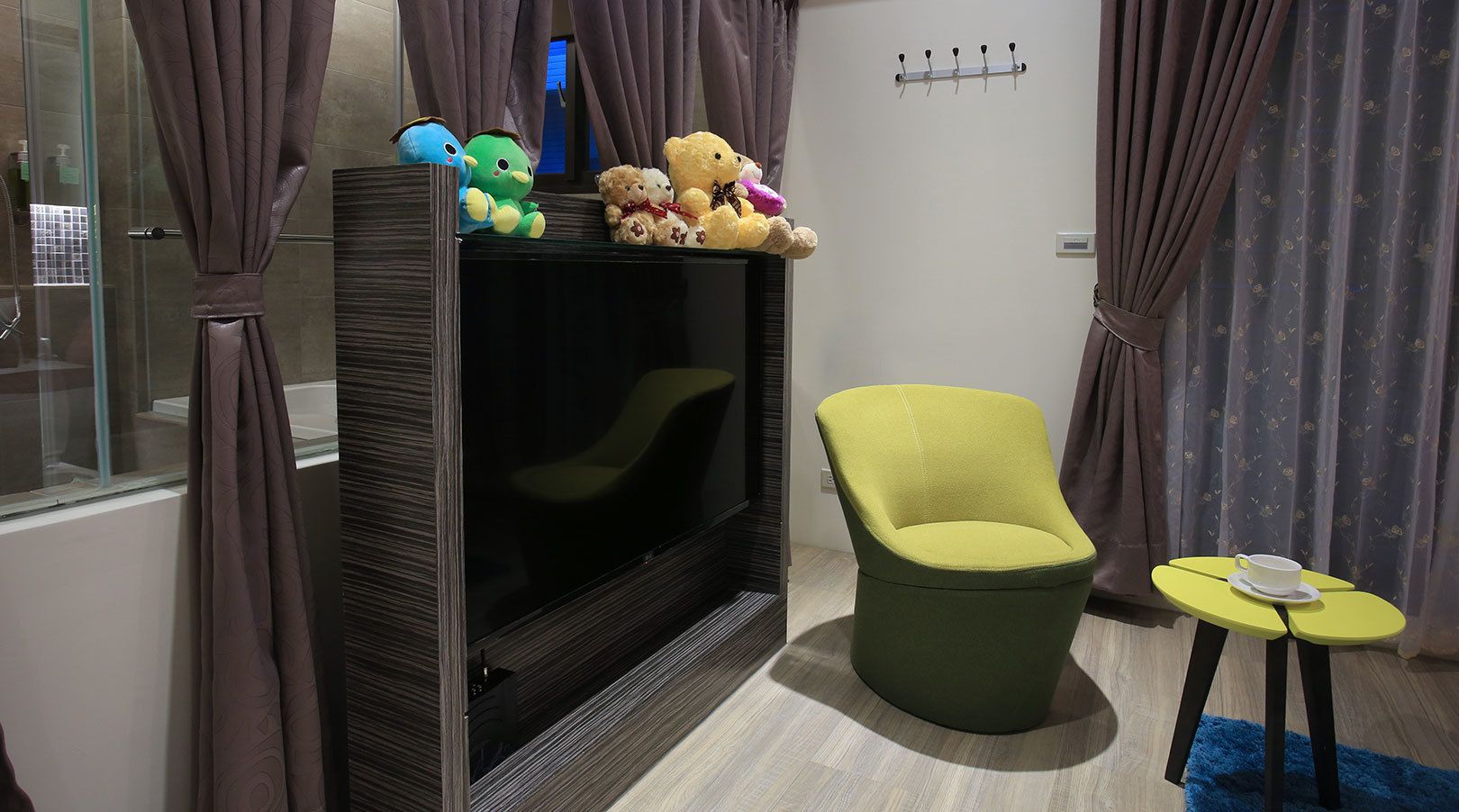 Romantic Double Room, Non Smoking | Living area | 50-inch LCD TV with cable channels, TV