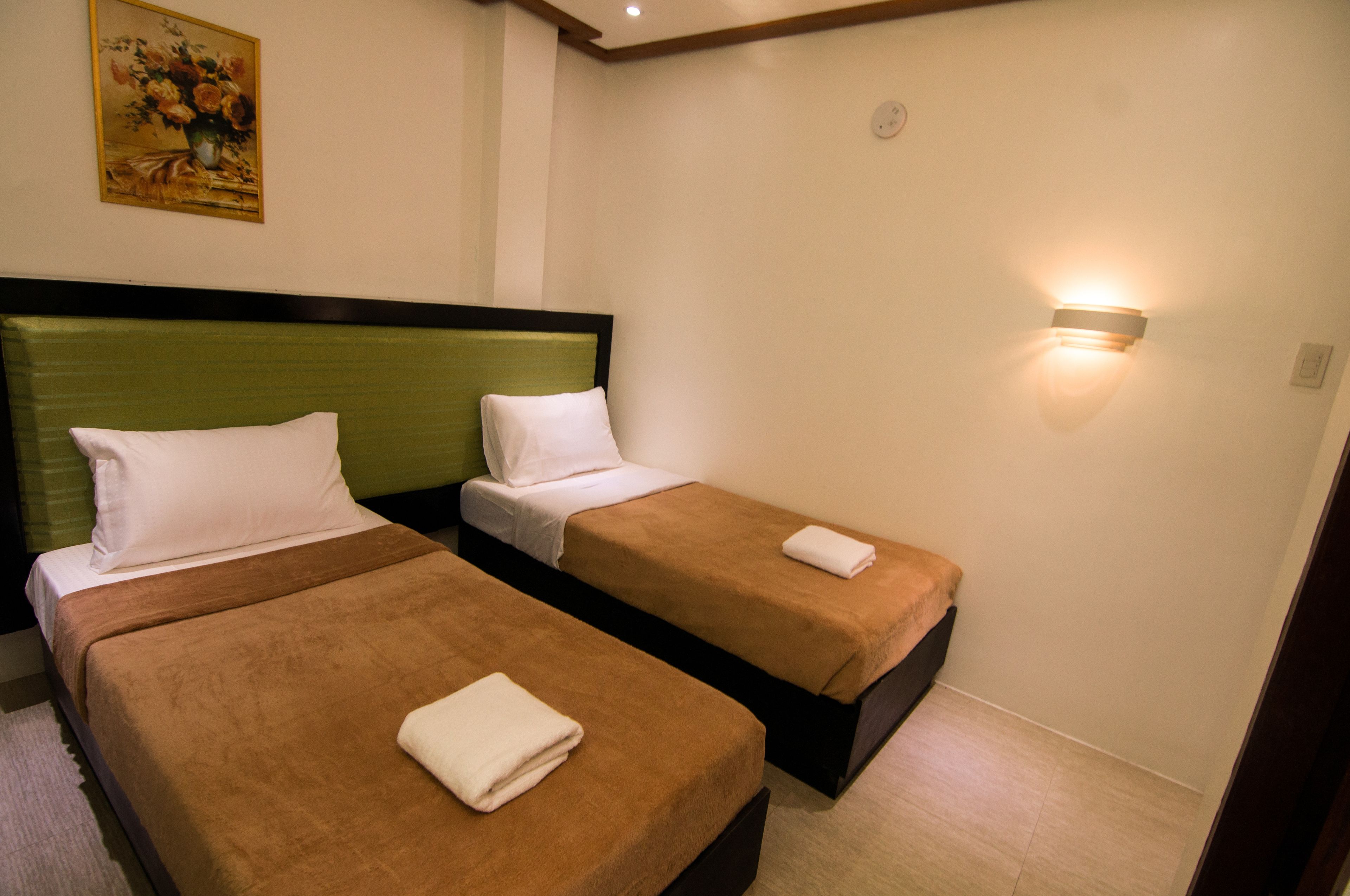 Free WiFi, bed sheets