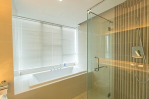 Familie suite, 3 slaapkamers | Extradiep bad