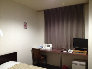Desk, free WiFi, bed sheets - Business Hotel Kamoshita (Mito)