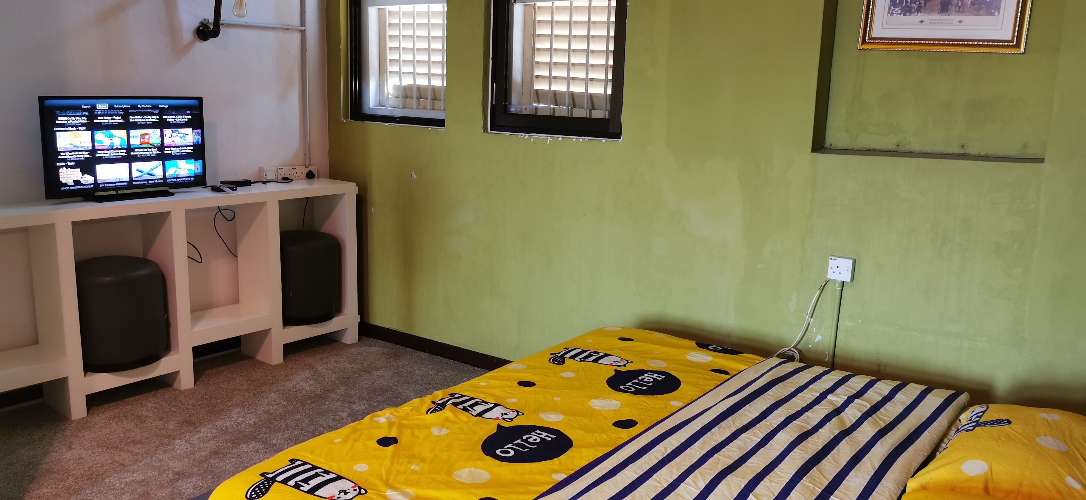 quadruple room, balcony | individually decorated, individually furnished, desk, iron/ironing board