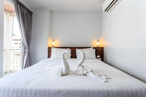 Superior Double Room - 77 Bangla Hotel (Patong)