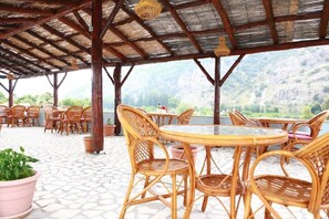 Breakfast and dinner served, Turkish cuisine