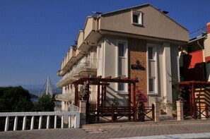 Entrée de l’hébergement