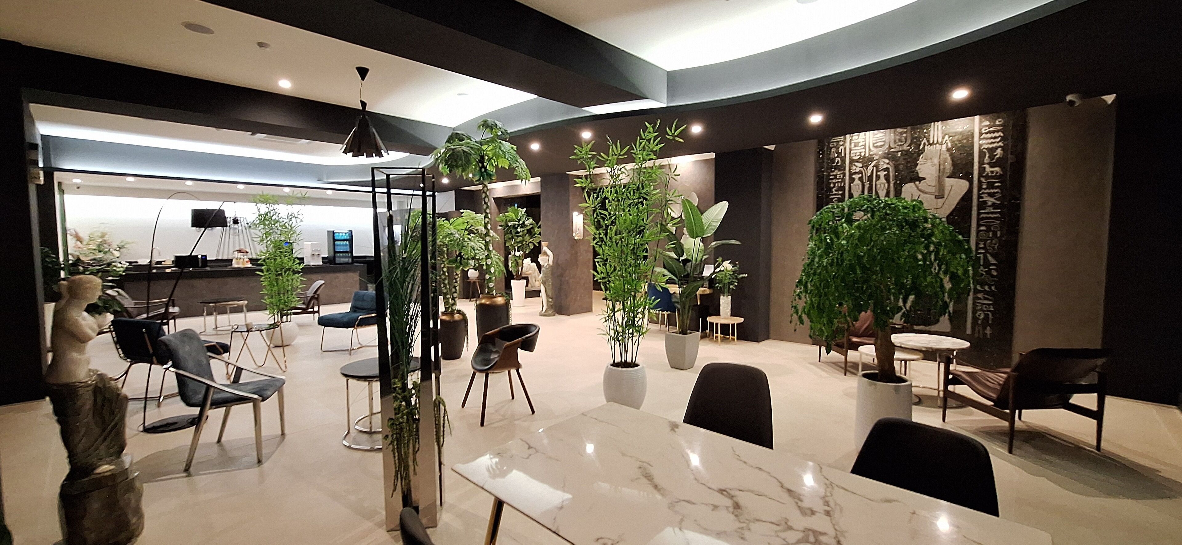 Área de estar no saguão