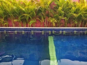 Outdoor pool - La Favela - Hostel (Gili Trawangan)