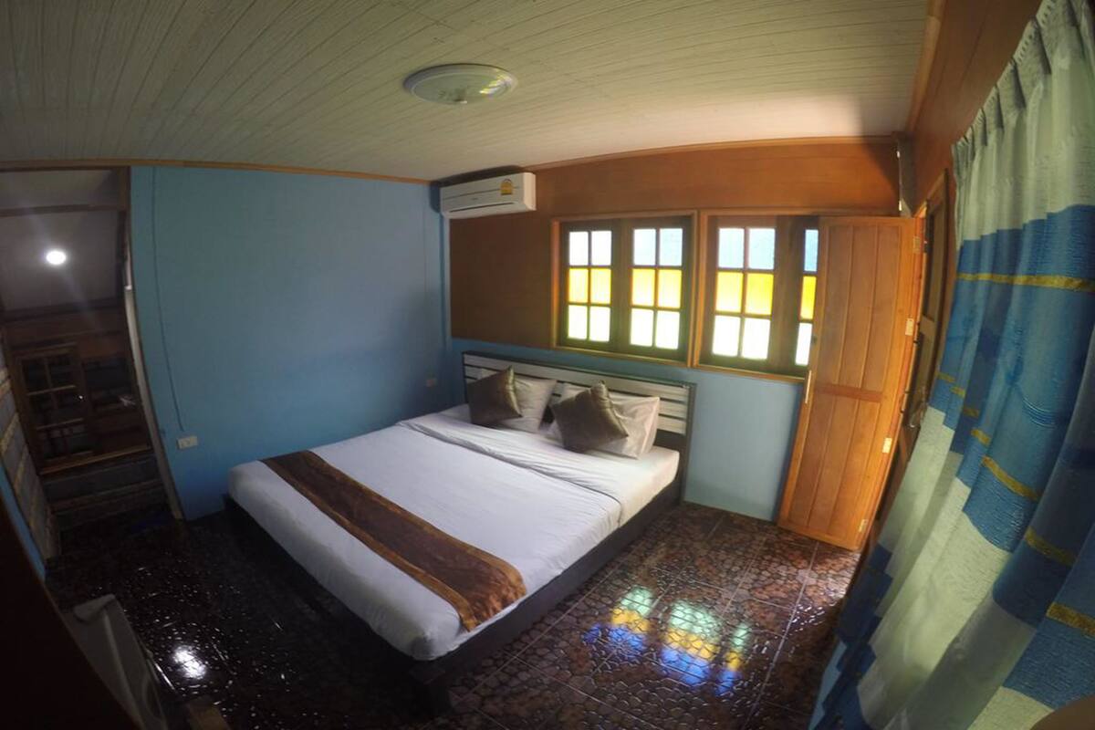 Basic Cottage with Air Condition | Free WiFi