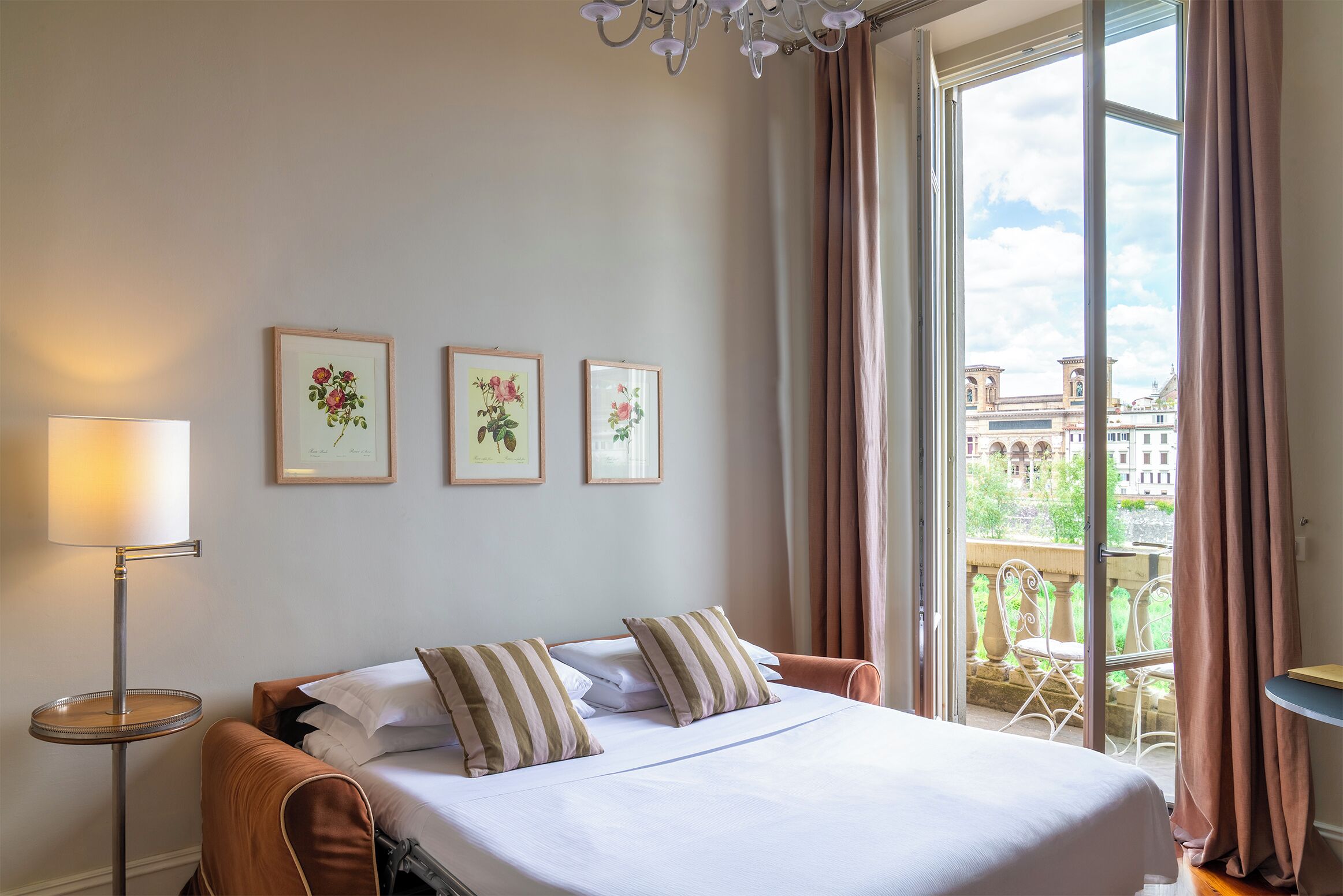 Apartamento luxo, 1 cama King e sofá-cama | Roupas de cama premium, cofres nos quartos