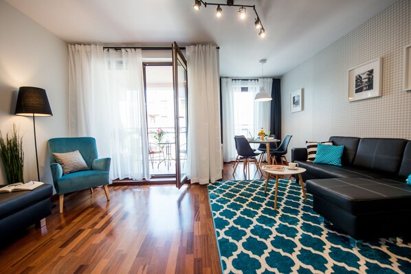 Télévision à écran plat