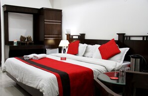 Free WiFi - OYO 524 Hotel Sun International (New Delhi)