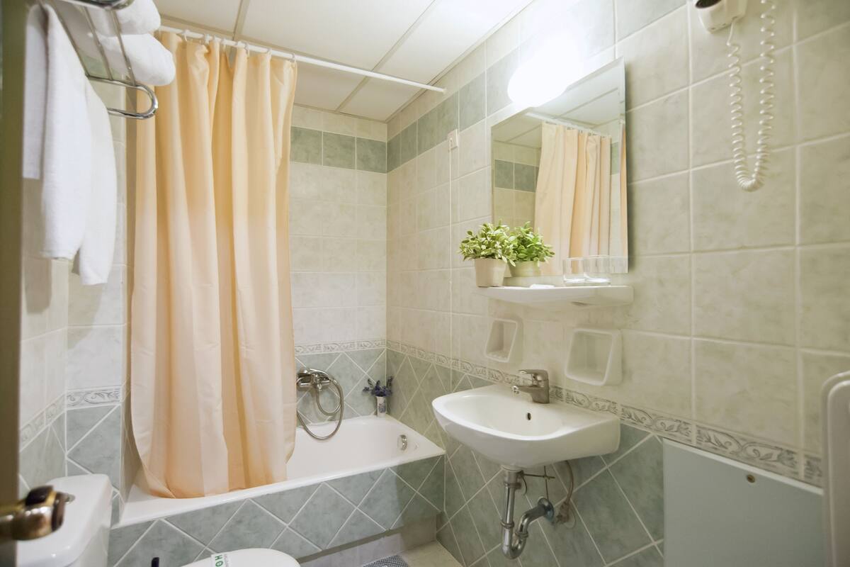 free toiletries, hair dryer, towels