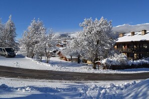 Exterior - Hôtel Restaurant L'Adray (Aime-la-Plagne)